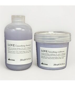 Davines LOVE Smoothing Shampoo 8.45 oz   & Conditioner 8.77 oz  Set –